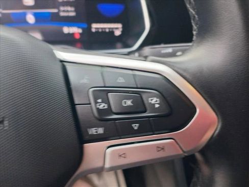 Used 2023 Volkswagen Jetta SE image 19