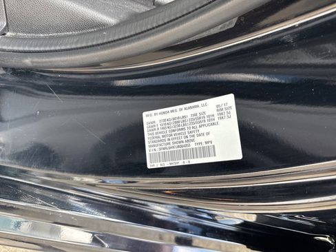 Used 2018 Honda Odyssey Elite image 40