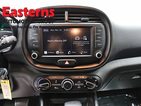 Used 2024 Kia Soul LX w/ Option Group 015 image 12