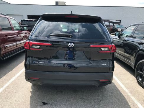 Used 2024 Toyota Grand Highlander AWD Hybrid image 11