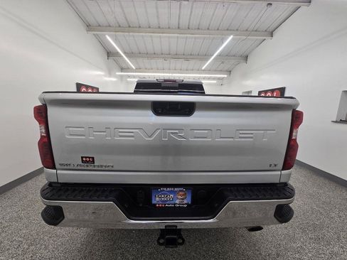 Used 2023 Chevrolet Silverado 2500 LT w/ Convenience Package AWD/4WD image 6