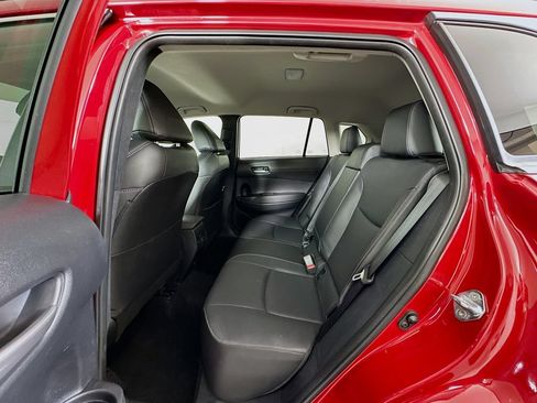 Used 2023 Toyota Corolla Cross XLE FWD image 24