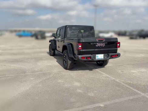 New 2026 Jeep Gladiator Rubicon image 9