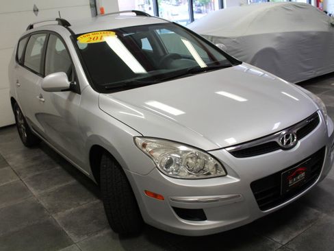 Used 2012 Hyundai Elantra w/ Preferred Pkg FWD image 3