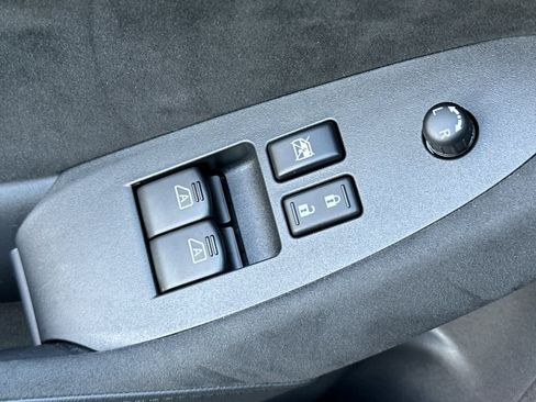 Used 2024 Nissan Z Performance w/ Floor Mat Package image 11