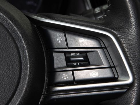 Used 2023 Subaru Outback Premium image 21