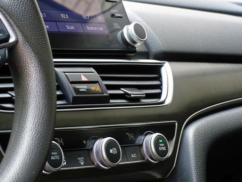 Used 2021 Honda Accord LX image 14