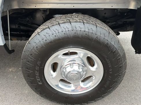 Used 2000 Dodge Ram 2500 Truck 2WD Quad Cab image 17