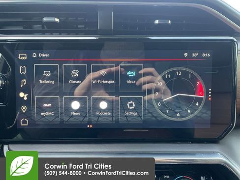 Used 2024 GMC Sierra 3500 Denali Ultimate image 28