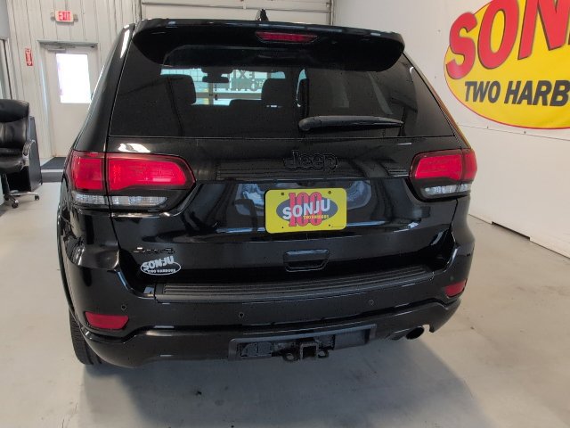 Used 2021 Jeep Grand Cherokee Laredo X AWD/4WD image 4