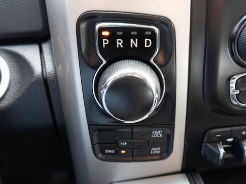 Used 2017 RAM 1500 Classic SLT AWD/4WD image 21