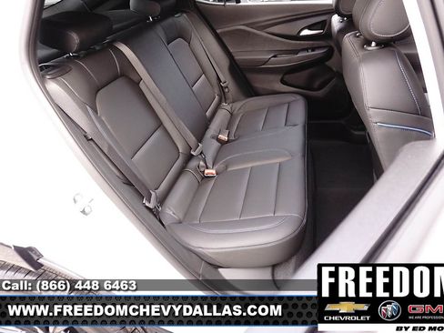 New 2026 Buick Envista Sport Touring image 16