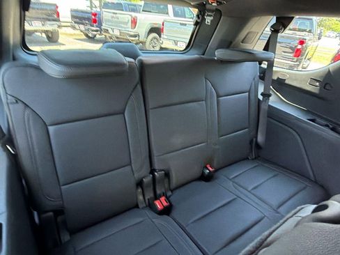 Used 2024 Chevrolet Tahoe Z71 w/ Luxury Package AWD/4WD image 20