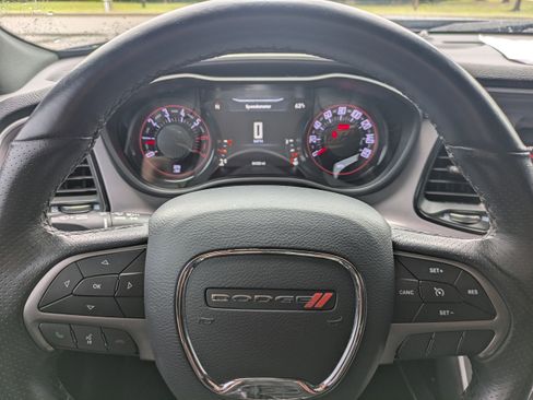 Used 2019 Dodge Challenger R/T w/ Blacktop Package image 28