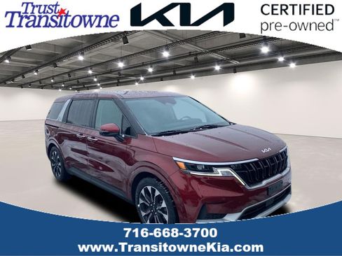 Certified 2024 Kia Carnival EX image 1