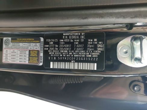 Used 2025 Kia Sportage LX image 34