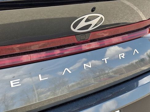 New 2026 Hyundai Elantra SEL Sport Premium FWD image 15