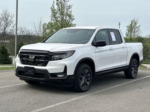 Used 2024 Honda Ridgeline Sport image 1