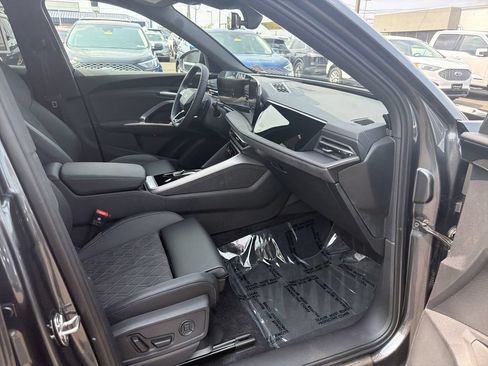 Used 2025 Audi SQ5 Premium Plus w/ Premium Plus Package AWD/4WD image 15