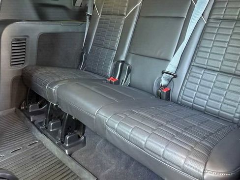 Certified 2023 Cadillac Escalade ESV Sport Platinum w/ LPO, ONYX Package AWD/4WD image 16