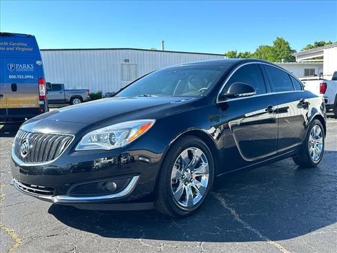 Used 2017 Buick Regal Premium w/ Driver Confidence Package #1 FWD image 5