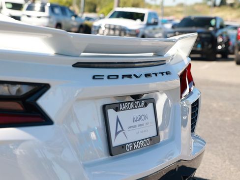 Used 2023 Chevrolet Corvette Stingray Premium Conv w/ Z51 Performance Package RWD image 16