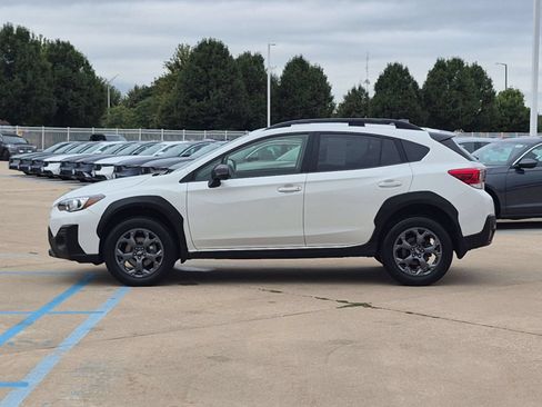Used 2021 Subaru Crosstrek 2.5i Sport w/ Moonroof Package AWD/4WD image 9