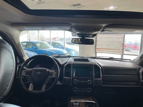 Used 2020 Ford Expedition Platinum image 25