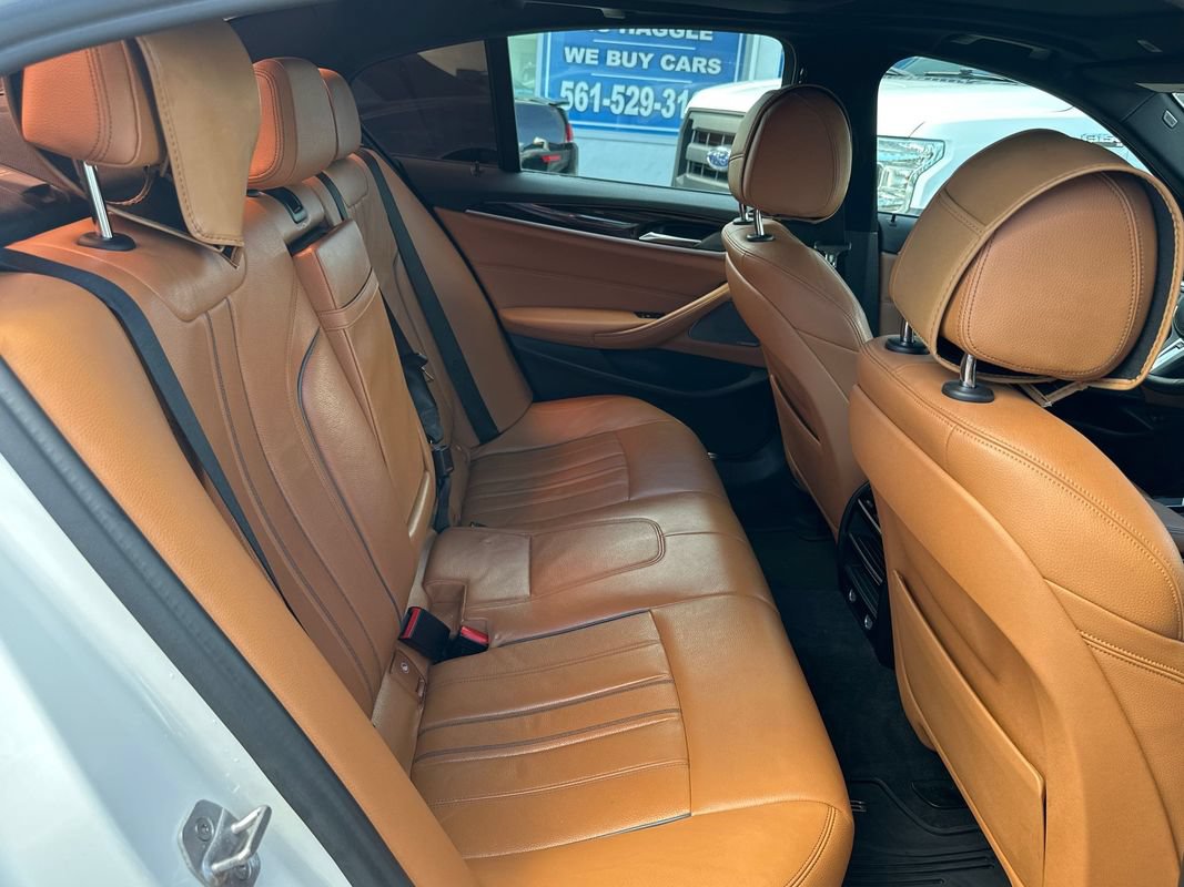 Used 2019 BMW 540i xDrive w/ M Sport Package AWD/4WD image 28
