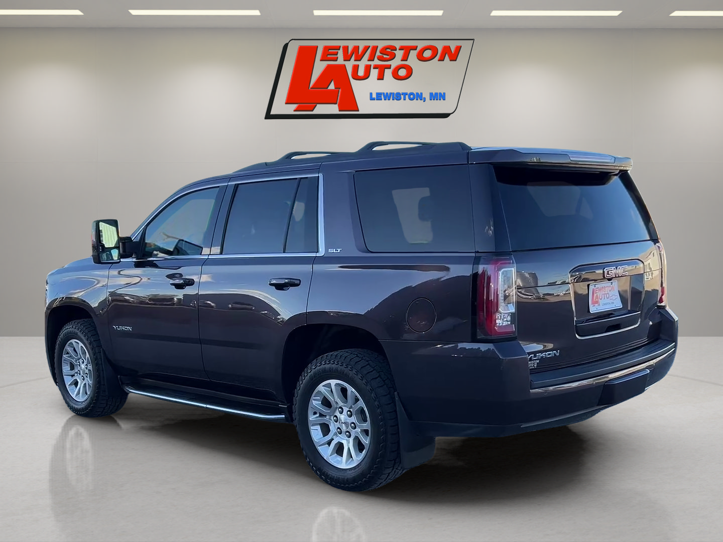 Used 2015 GMC Yukon SLT w/ Open Road Package AWD/4WD image 3
