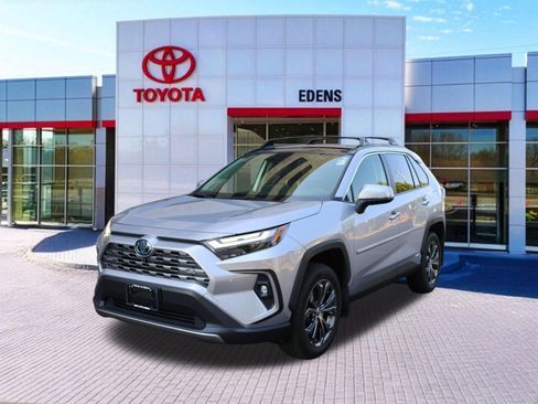 Used 2023 Toyota RAV4 Limited AWD/4WD image 11
