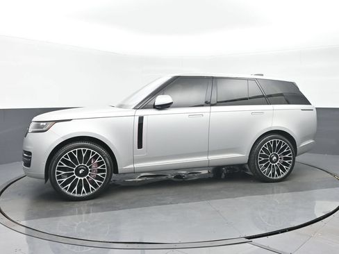 Used 2023 Land Rover Range Rover SE AWD/4WD image 6