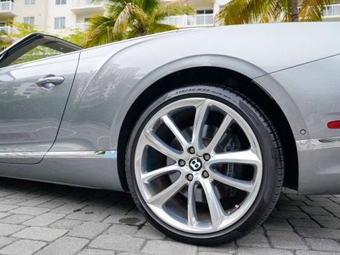 Used 2021 Bentley Continental GT Mulliner image 18