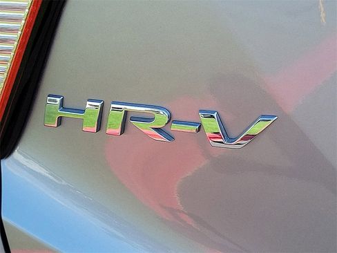 Used 2019 Honda HR-V LX image 23