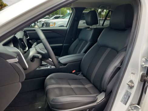 Used 2025 MAZDA CX-50 AWD 2.5 S w/ Preferred Package image 17