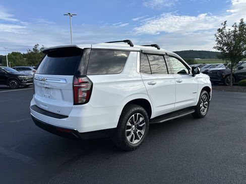 Used 2021 Chevrolet Tahoe LT w/ LT Signature Package AWD/4WD image 7