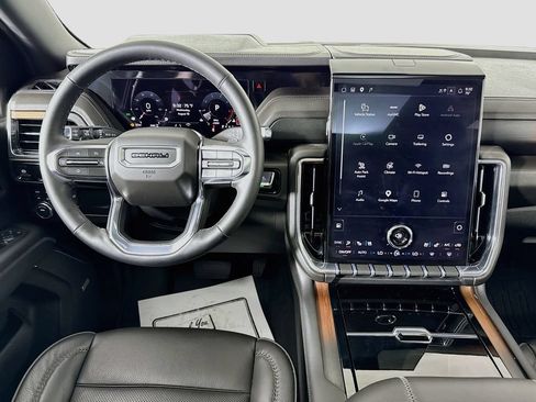 Used 2026 GMC Yukon XL Denali w/ Sun & Power Step Package AWD/4WD image 22