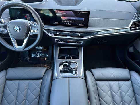 New 2026 BMW X5 xDrive50e image 10