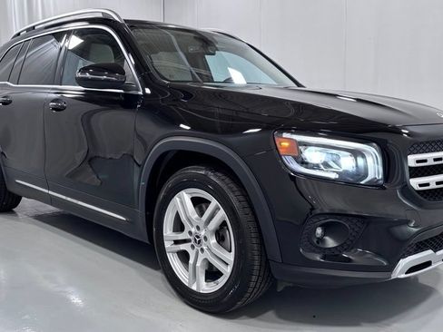 Used 2021 Mercedes-Benz GLB 250 4MATIC image 4