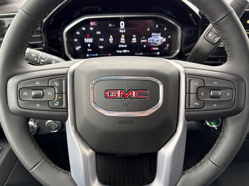 New 2026 GMC Sierra 1500 Elevation image 24