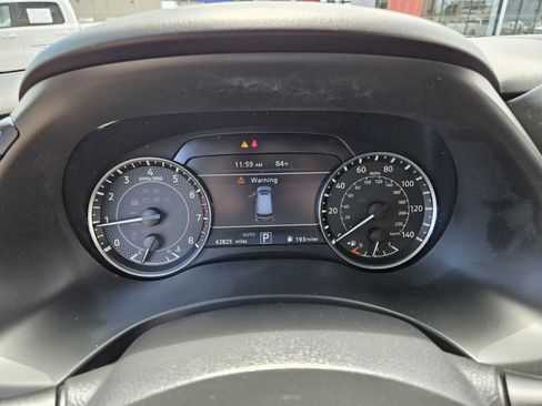 Used 2022 Nissan Armada SL AWD/4WD image 28