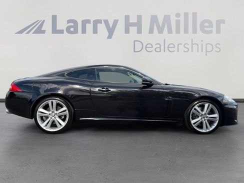 Used 2010 Jaguar XK Coupe RWD image 6
