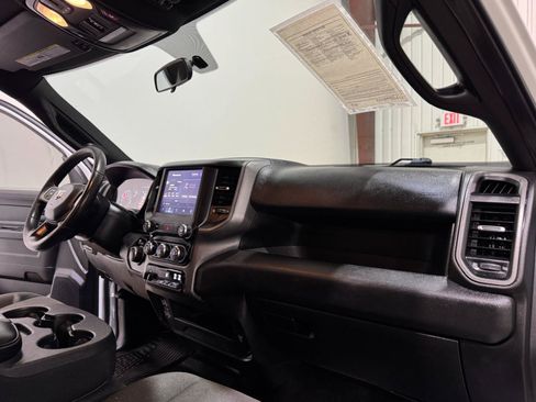Used 2022 RAM 2500 Tradesman AWD/4WD image 11