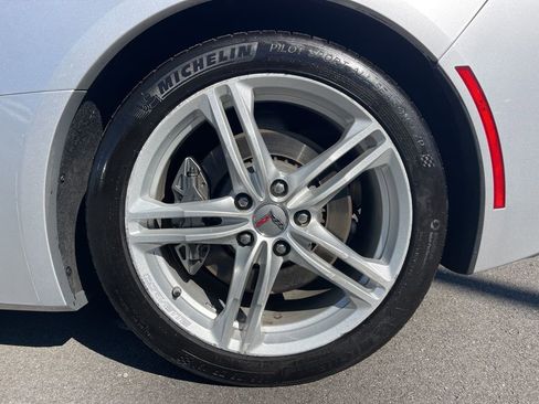 Used 2017 Chevrolet Corvette Stingray Coupe w/ 1LT image 23