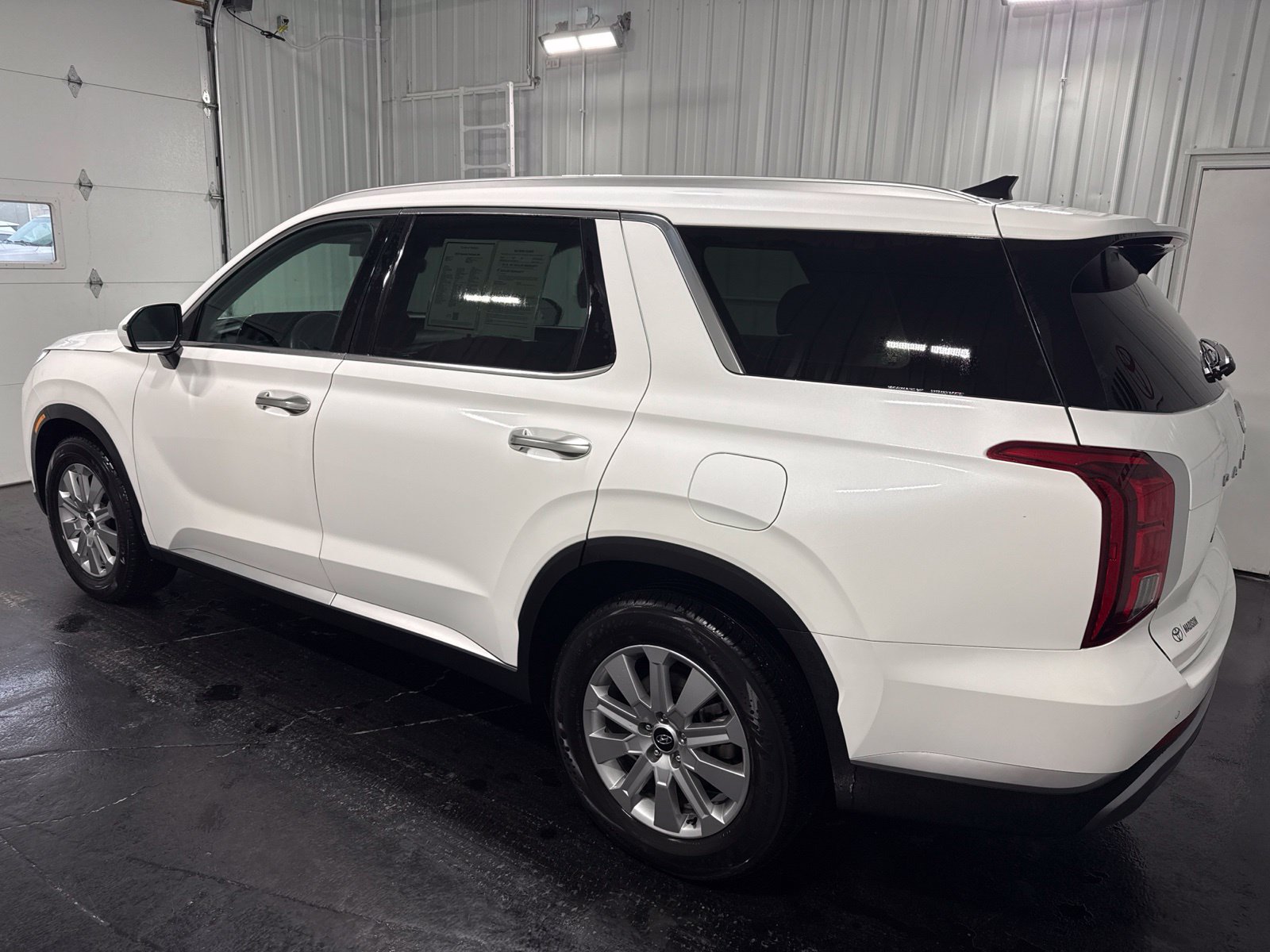 Used 2025 Hyundai Palisade SEL AWD/4WD image 2