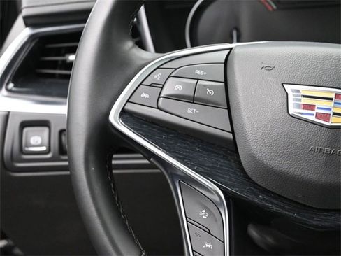Certified 2025 Cadillac XT5 Premium Luxury image 30