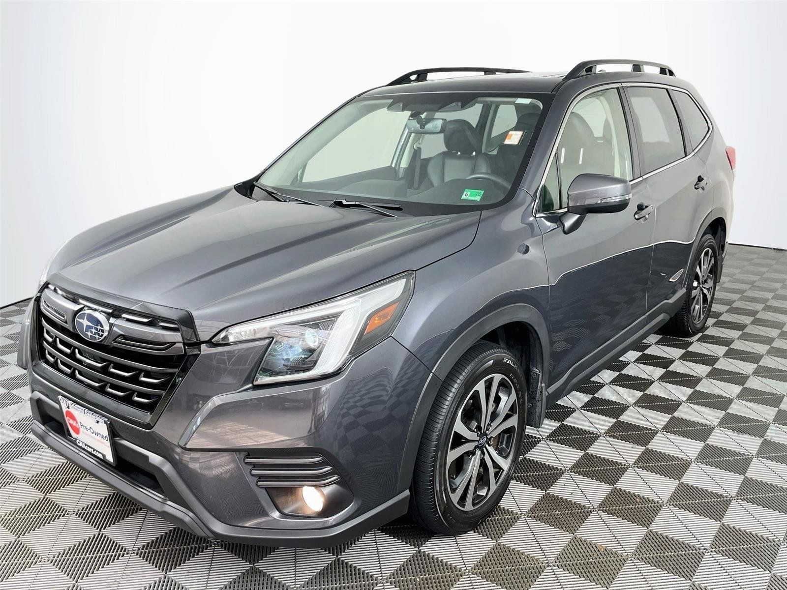 Certified 2023 Subaru Forester Limited AWD/4WD image 3