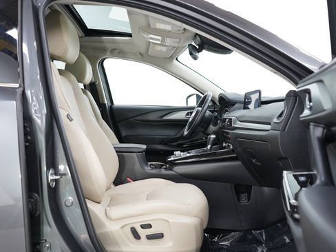 Used 2023 MAZDA CX-9 Touring Plus AWD/4WD image 11
