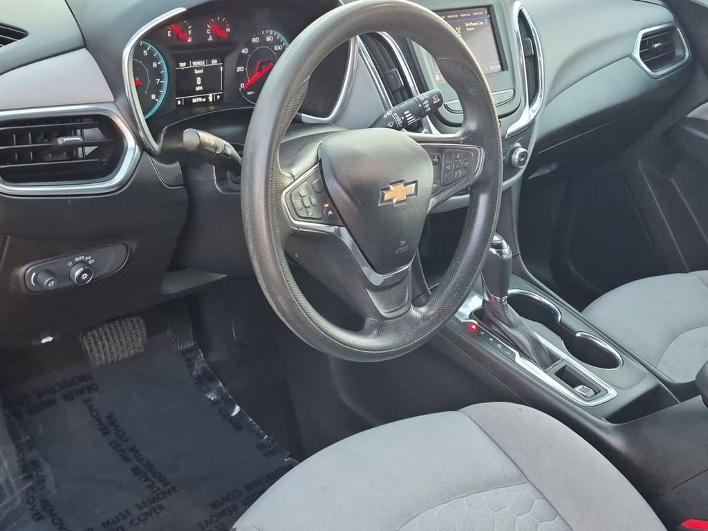 Used 2020 Chevrolet Equinox LS w/ LS Convenience Package FWD image 10