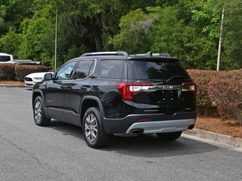 Used 2021 GMC Acadia SLT w/ LPO, Roadside Safety Package AWD/4WD image 3